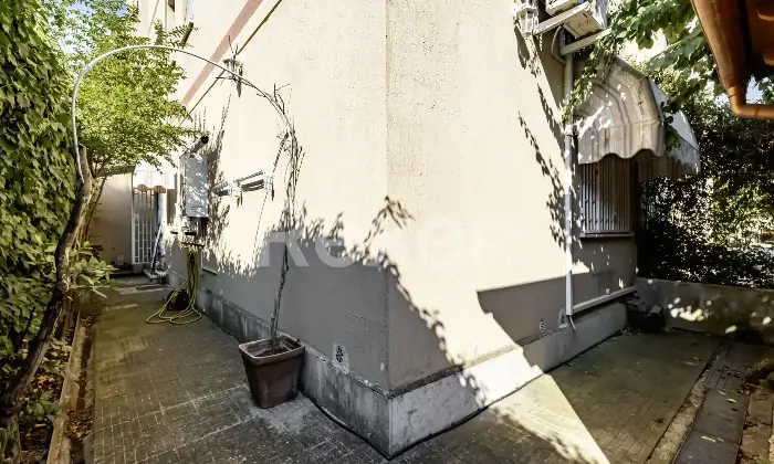 Rexer-Roma-Roma-Torrevecchia-Bilocale-al-piano-terra-Altro