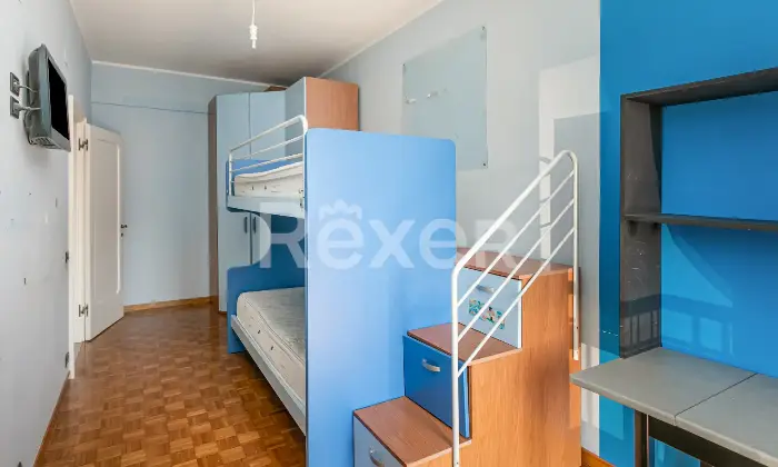 Rexer-Genova-Ampio-e-luminoso-appartamento-in-conteso-signorile-Altro