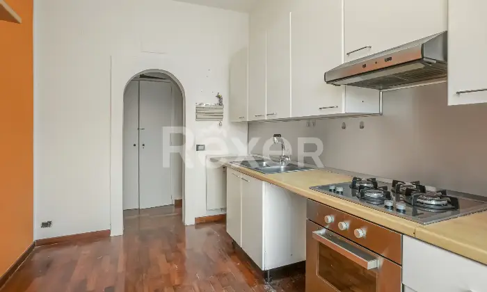 Rexer-Genova-Ampio-e-luminoso-appartamento-in-conteso-signorile-Altro