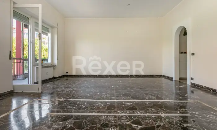 Rexer-Genova-Ampio-e-luminoso-appartamento-in-conteso-signorile-Altro
