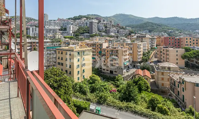 Rexer-Genova-Ampio-e-luminoso-appartamento-in-conteso-signorile-Altro