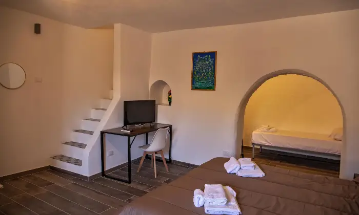 Rexer-Badolato-Vendita-palazzina-ristrutturata-Altro