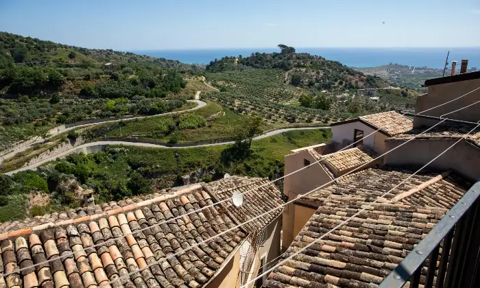 Rexer-Badolato-Vendita-palazzina-ristrutturata-Terrazzo