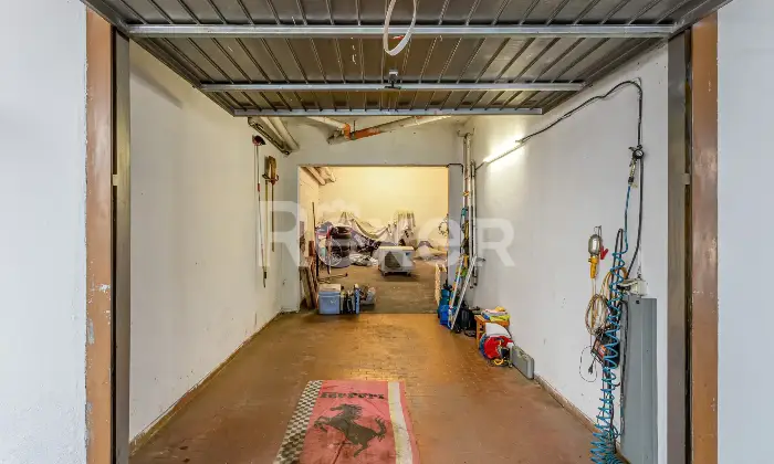 Rexer-Osio-Sotto-TRILOCALE-ULTIMO-PIANO-CON-BOX-E-LOCALE-DEPOSTITO-Altro