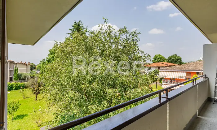 Rexer-Osio-Sotto-TRILOCALE-ULTIMO-PIANO-CON-BOX-E-LOCALE-DEPOSTITO-Altro