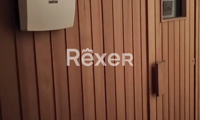 Rexer-Gallarate-Villa-singola-con-piscina-interna-sala-cinema-e-grande-giardino-Altro