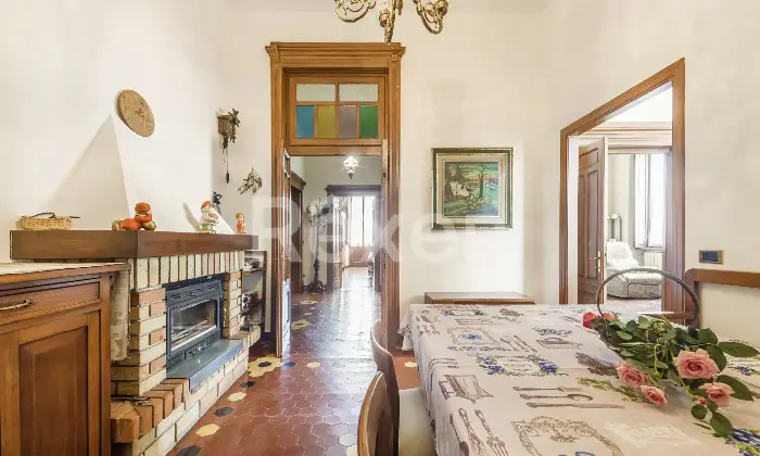 Rexer-Bedonia-Appartamento-signorile-di-grande-metratura-con-giardino-di-propriet-Altro