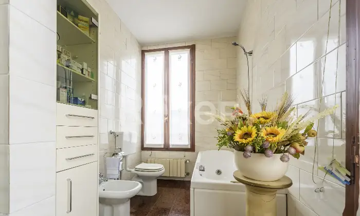 Rexer-Bedonia-Appartamento-signorile-di-grande-metratura-con-giardino-di-propriet-Altro