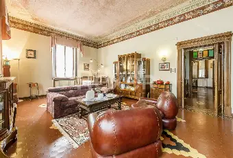 Rexer-Bedonia-Appartamento-signorile-di-grande-metratura-con-giardino-di-propriet-Altro
