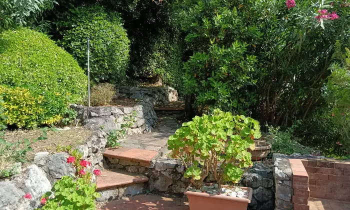 Rexer-Atrigna-Villa-unifamiliare-in-San-Nicola-Arcella-Giardino