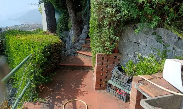Rexer-Atrigna-Villa-unifamiliare-in-San-Nicola-Arcella-Giardino
