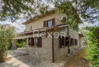 Rexer-Citt-di-Castello-Splendida-villa-panoramica-immersa-nel-verde-delle-colline-umbre-Altro