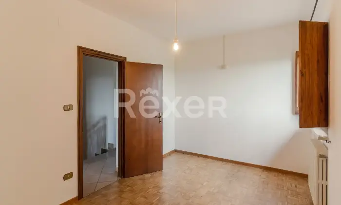 Rexer-Citt-di-Castello-Splendida-villa-panoramica-immersa-nel-verde-delle-colline-umbre-Altro