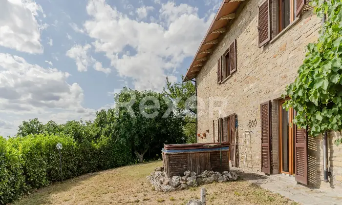 Rexer-Citt-di-Castello-Splendida-villa-panoramica-immersa-nel-verde-delle-colline-umbre-Altro