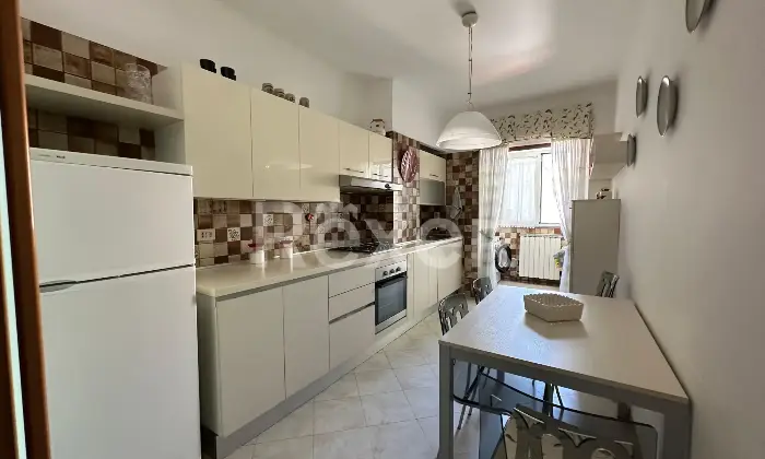 Rexer-Trieste-Accogliente-Trilocale-con-balcone-verandato-Altro