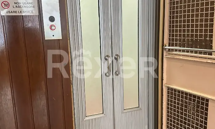 Rexer-Trieste-Accogliente-Trilocale-con-balcone-verandato-Altro
