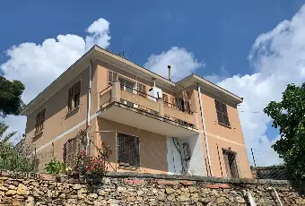 Rexer-Cipressa-Villa-a-Cipressa-Facciata