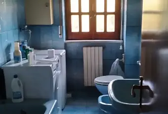 Rexer-Airola-Privato-vende-fabbricato-indipendente-e-residenziale-Bagno