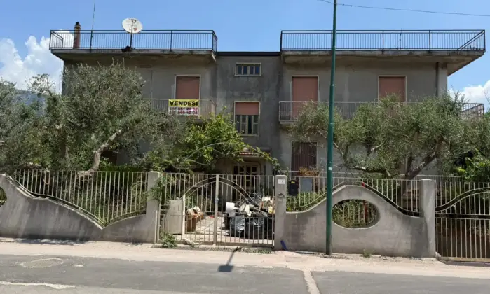 Rexer-Airola-Privato-vende-fabbricato-indipendente-e-residenziale-Terrazzo
