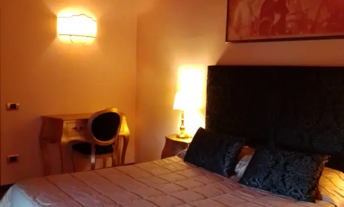 Rexer-Todi-In-vendita-borgo-storico-in-Umbria-CameraDaLetto