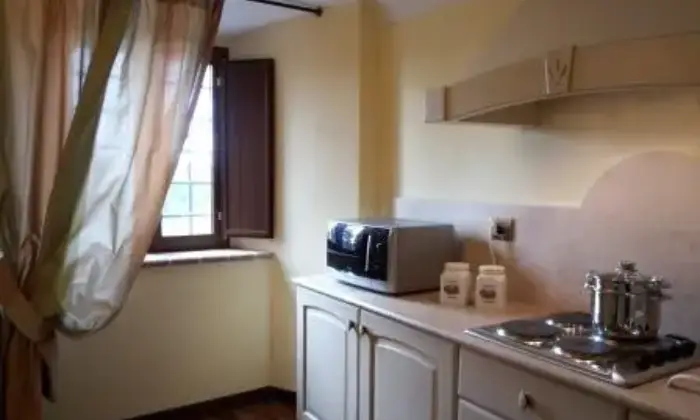 Rexer-Todi-In-vendita-borgo-storico-in-Umbria-Cucina