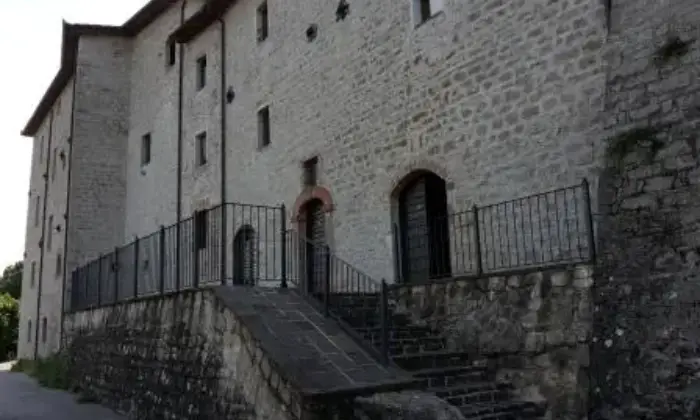 Rexer-Todi-In-vendita-borgo-storico-in-Umbria-Terrazzo
