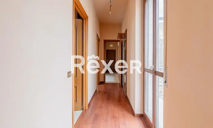 Rexer-Bollate-Soluzione-Indipendente-in-Prossimit-del-Centro-Altro