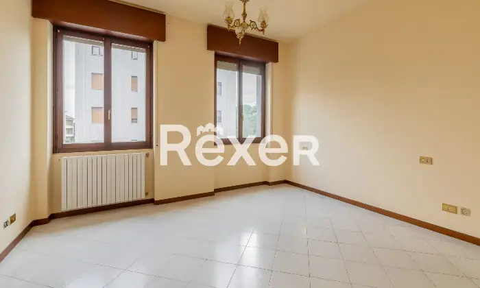 Rexer-Bollate-Soluzione-Indipendente-in-Prossimit-del-Centro-Altro