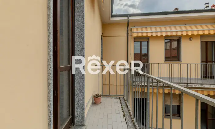 Rexer-Bollate-Soluzione-Indipendente-in-Prossimit-del-Centro-Altro