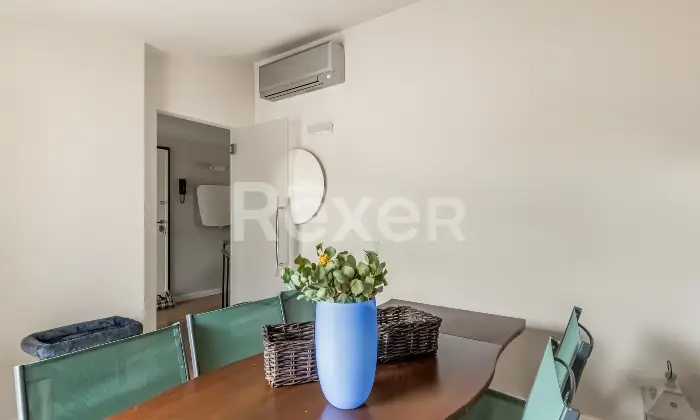 Rexer-Biassono-Appartamento-su-due-livelli-con-terrazzo-cantina-e-box-doppio-Altro