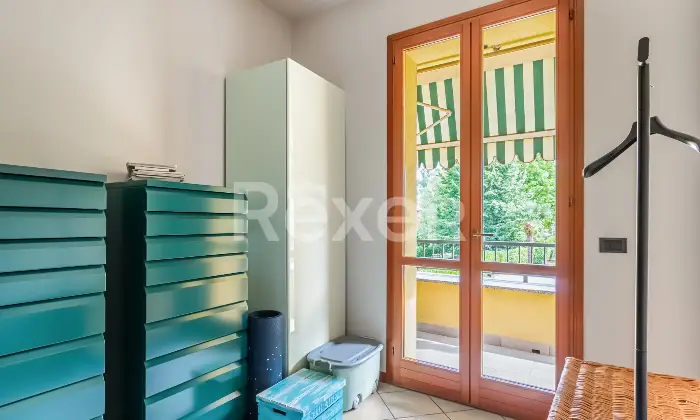 Rexer-Biassono-Appartamento-su-due-livelli-con-terrazzo-cantina-e-box-doppio-Altro
