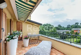 Rexer-Biassono-Appartamento-su-due-livelli-con-terrazzo-cantina-e-box-doppio-Altro
