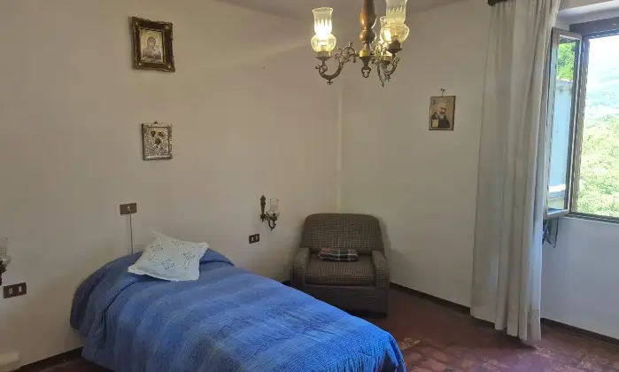 Rexer-Scheggia-e-Pascelupo-Vendesi-immobile-su-tre-livelli-Localit-Campitello-Scheggia-e-Pascelupo-PG-Altro