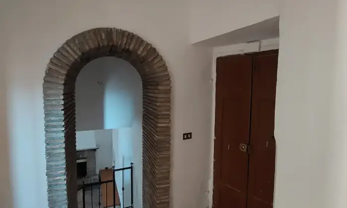 Rexer-Montefranco-Nel-Borgo-di-Montefranco-Ingresso
