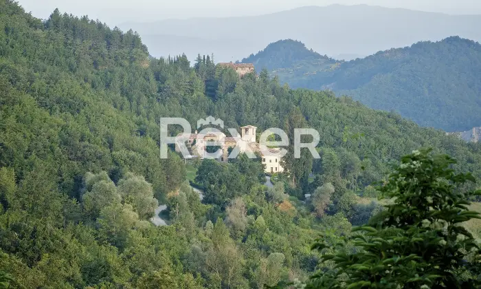 Rexer-Pietralunga-Ex-Abbazia-dei-monaci-benedettini-trasformata-in-Boutique-Hotel-con-piscina-ristorante-e-terreni-Altro