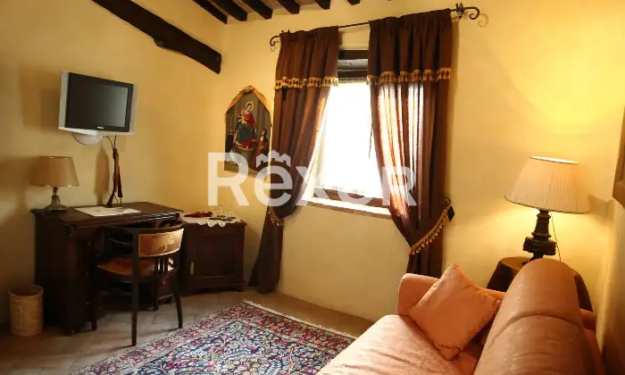 Rexer-Pietralunga-Ex-Abbazia-dei-monaci-benedettini-trasformata-in-Boutique-Hotel-con-piscina-ristorante-e-terreni-Altro