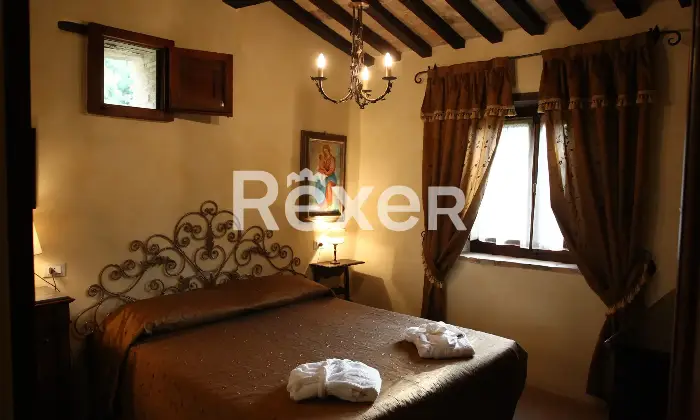 Rexer-Pietralunga-Ex-Abbazia-dei-monaci-benedettini-trasformata-in-Boutique-Hotel-con-piscina-ristorante-e-terreni-Altro