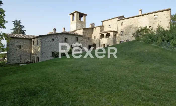 Rexer-Pietralunga-Ex-Abbazia-dei-monaci-benedettini-trasformata-in-Boutique-Hotel-con-piscina-ristorante-e-terreni-Altro