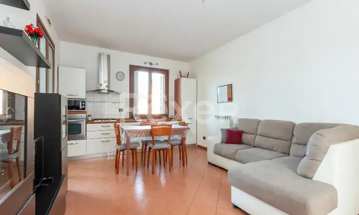 Rexer-Verderio-Inferiore-Bilocale-a-reddito-con-doppia-terrazza-e-vista-aperta-sul-verde-Altro