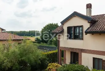 Rexer-Verderio-Inferiore-Bilocale-a-reddito-con-doppia-terrazza-e-vista-aperta-sul-verde-Altro