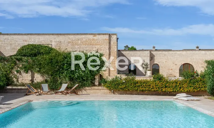 Rexer-Carovigno-Masseria-con-corte-interna-ed-esterna-e-piscina-Altro