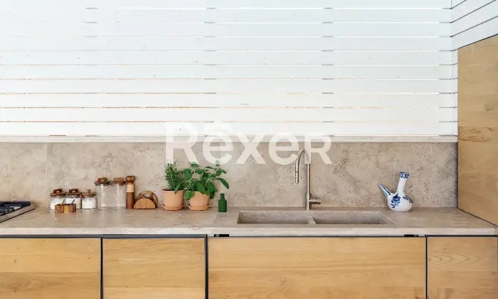 Rexer-Carovigno-Masseria-con-corte-interna-ed-esterna-e-piscina-Altro