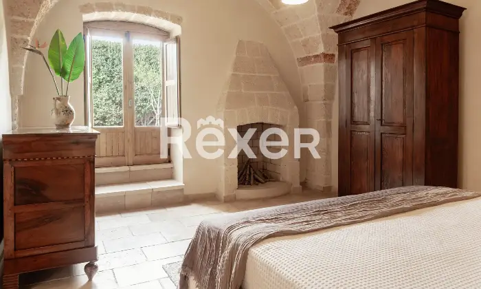 Rexer-Carovigno-Masseria-con-corte-interna-ed-esterna-e-piscina-Altro