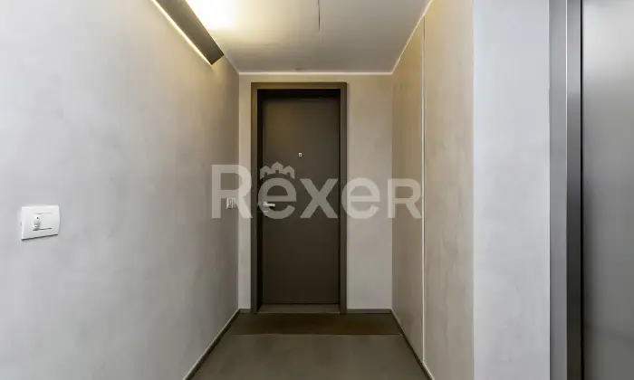 Rexer-Vedano-al-Lambro-Appartamento-di-mq-oltre-a-cantina-e-n-autorimesse-singole-Altro