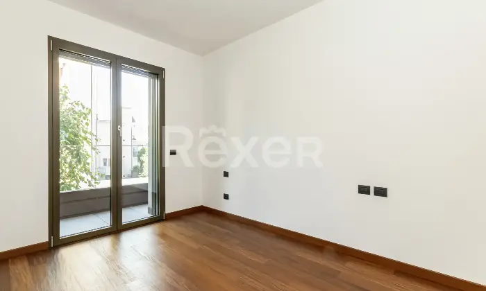 Rexer-Vedano-al-Lambro-Appartamento-di-mq-oltre-a-cantina-e-n-autorimesse-singole-Altro