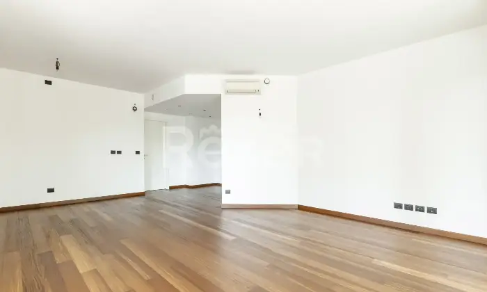 Rexer-Vedano-al-Lambro-Appartamento-di-mq-oltre-a-cantina-e-n-autorimesse-singole-Altro