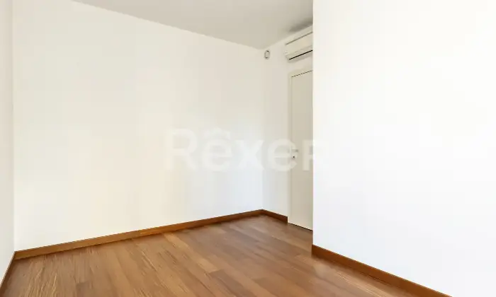 Rexer-Vedano-al-Lambro-Appartamento-di-mq-oltre-a-cantina-e-n-autorimesse-singole-Altro