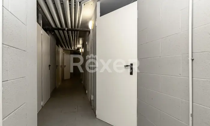 Rexer-Vedano-al-Lambro-Appartamento-di-mq-oltre-a-cantina-e-n-autorimesse-singole-Altro