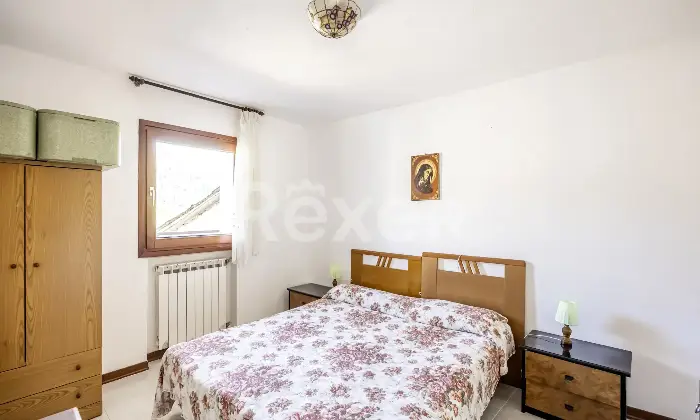 Rexer-Lusiana-Conco-Palazzina-con-Tre-Appartamenti-Indipendenti-Lusiana-Conco-VI-Altro