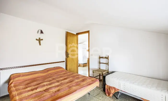 Rexer-Lusiana-Conco-Palazzina-con-Tre-Appartamenti-Indipendenti-Lusiana-Conco-VI-Altro